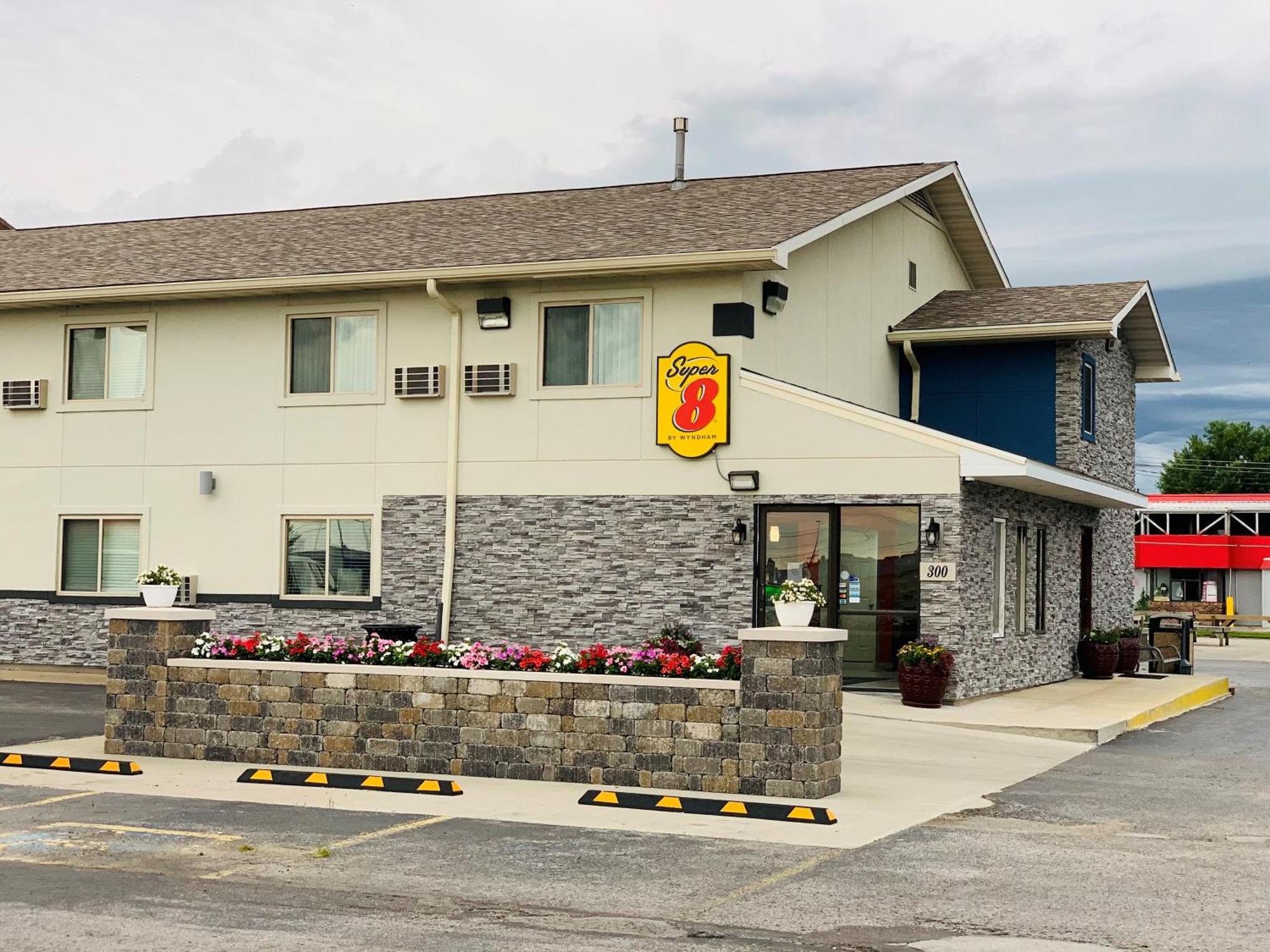 Motel Super 8 By Wyndham Moberly Mo Exterior foto